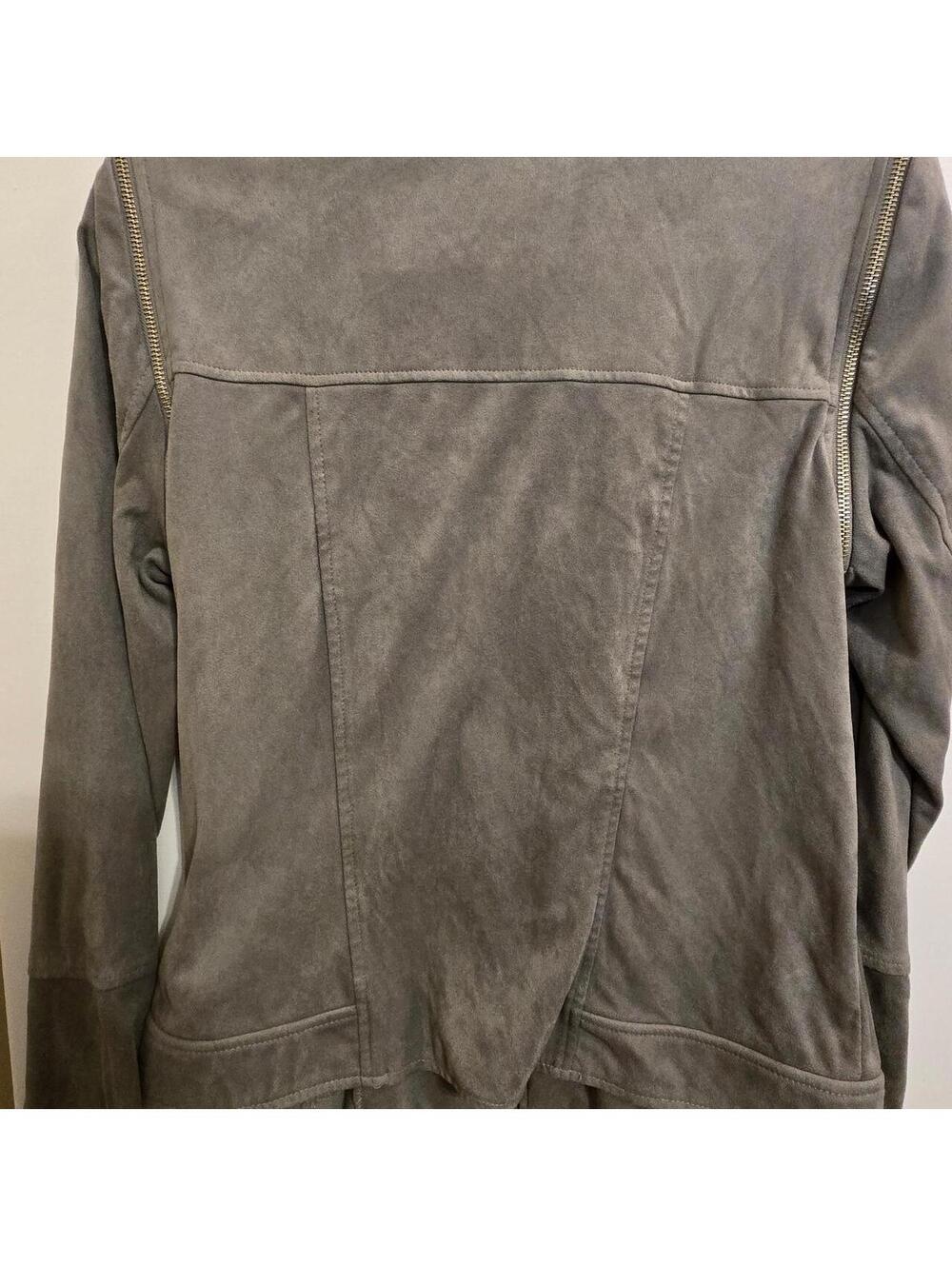 Gianni Bini Women's Grey and Silver Jacket - Picture 4 of 5